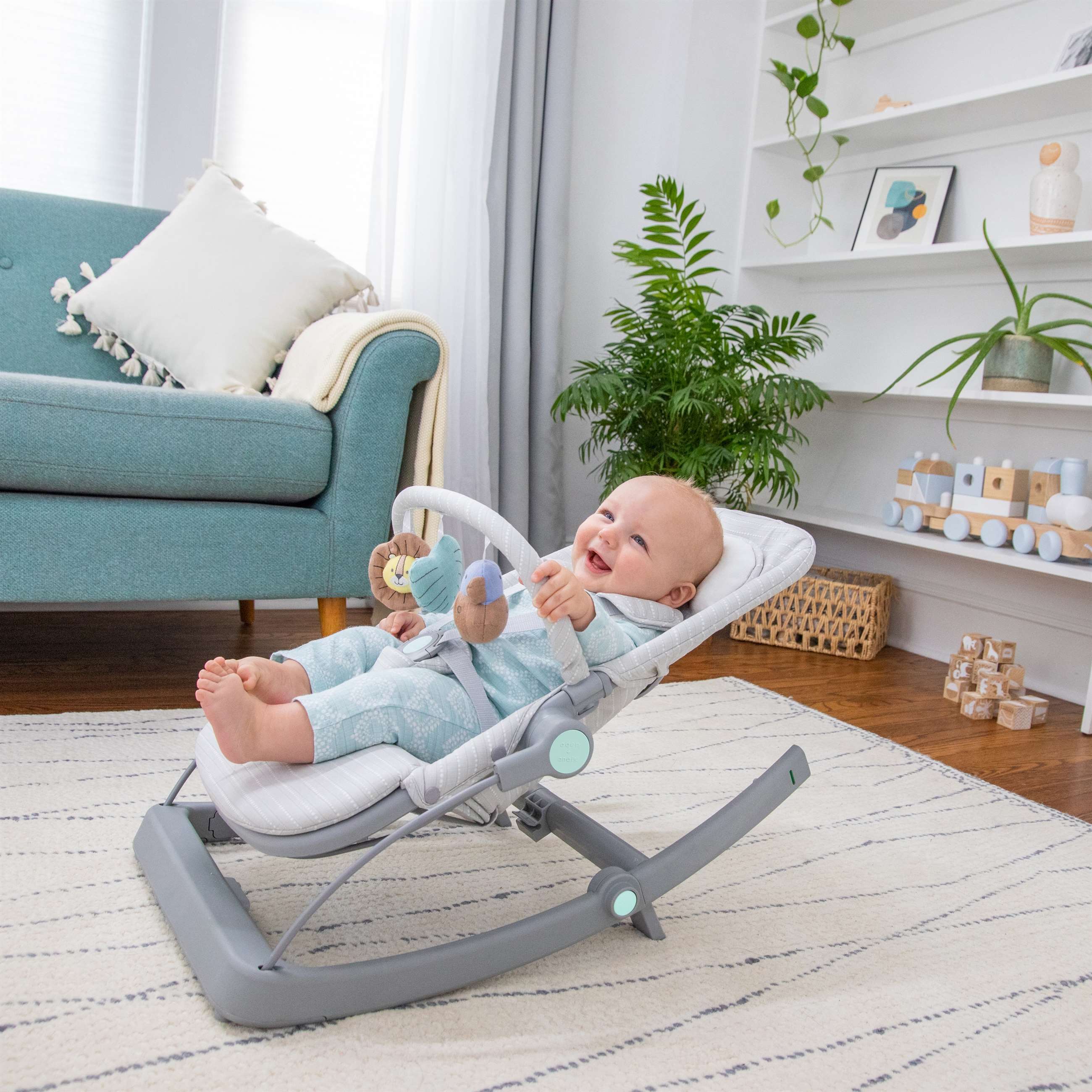 abcm10001_5-baby-3-in-1-transition-seat